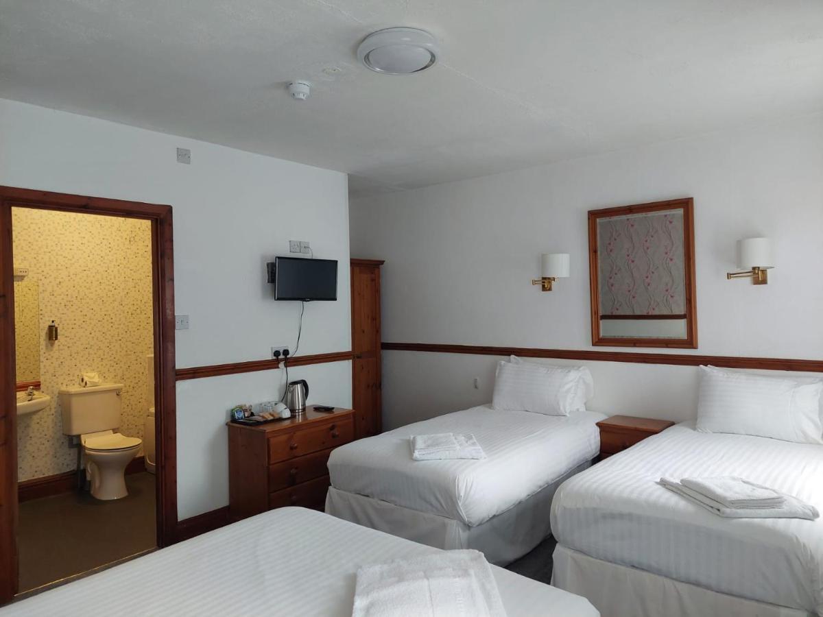 Twa Dogs Inn Keswick  Ngoại thất bức ảnh