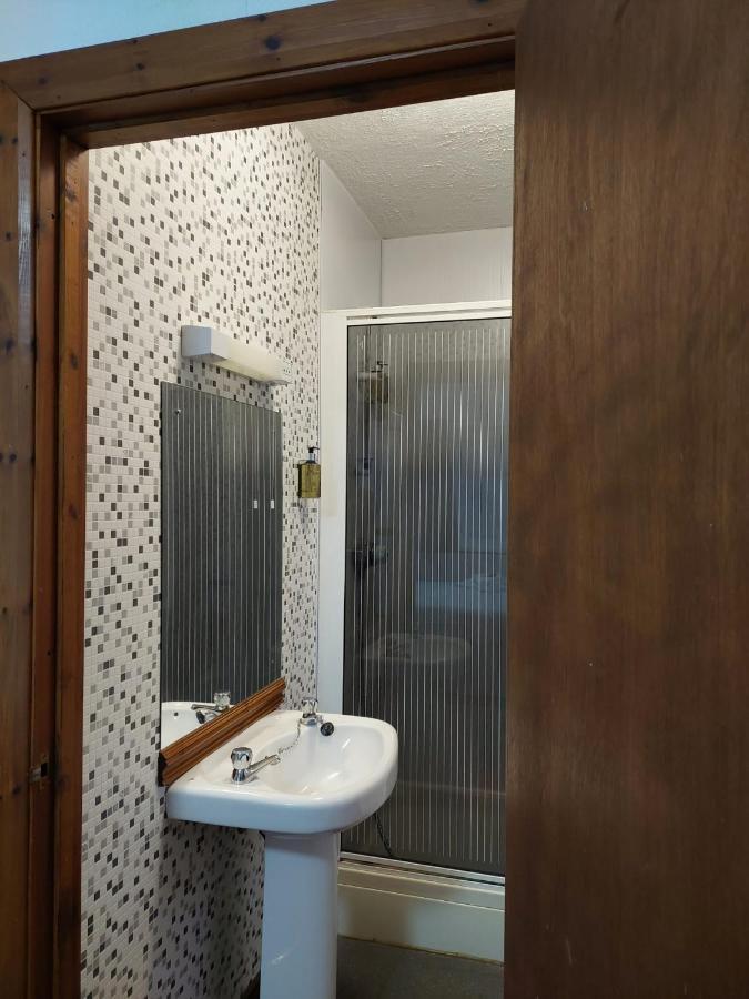 Twa Dogs Inn Keswick  Ngoại thất bức ảnh